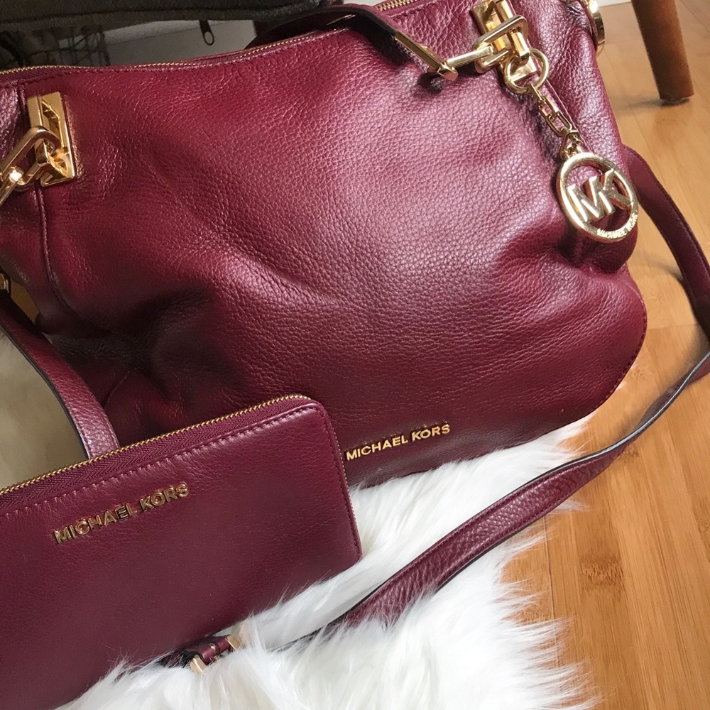 Michael Kors bag with matching wallet